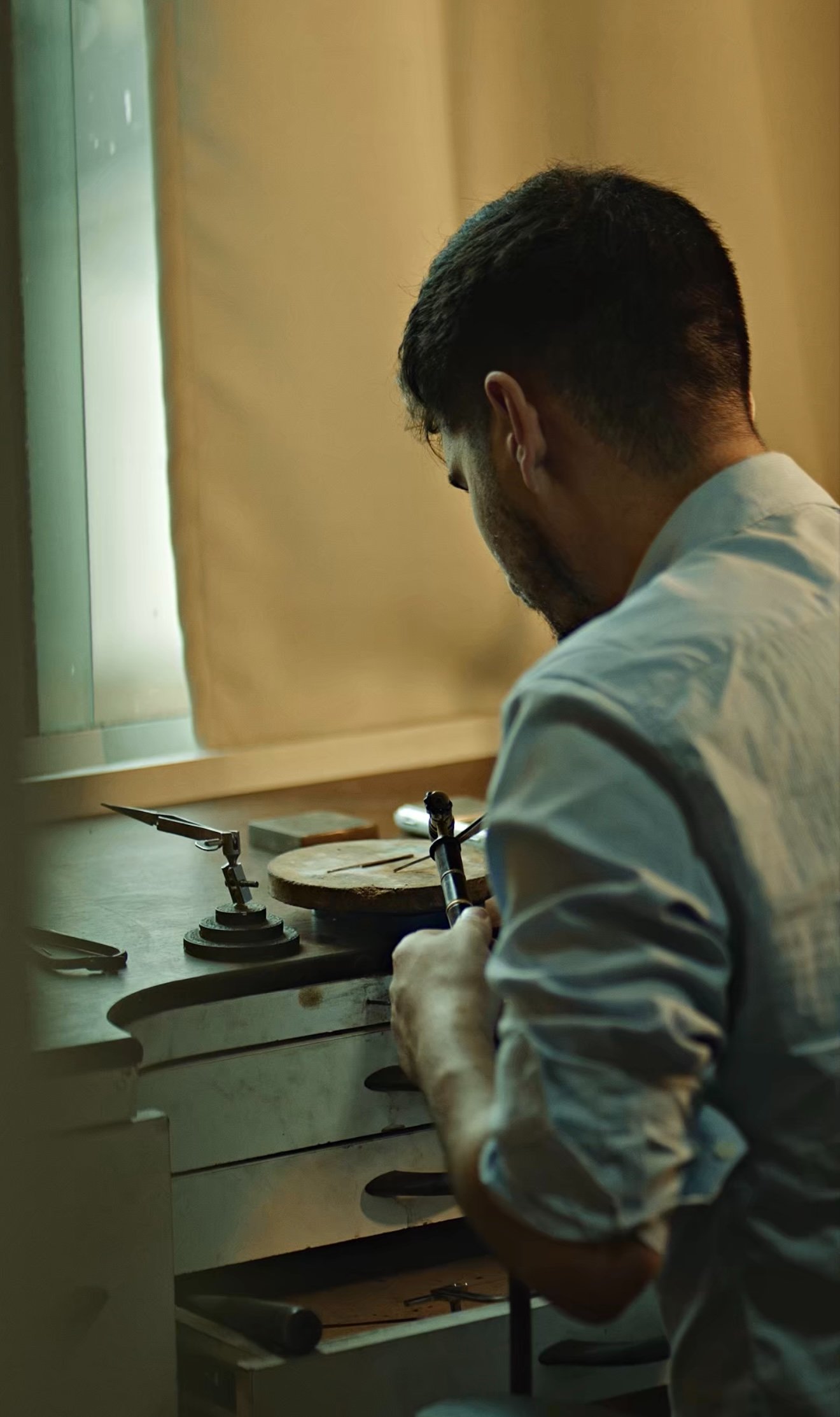 Tiago Spielvogel no ateliê